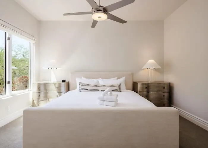 Holiday home Luxe - Red Rock - Pool & - In Paradise Valley *