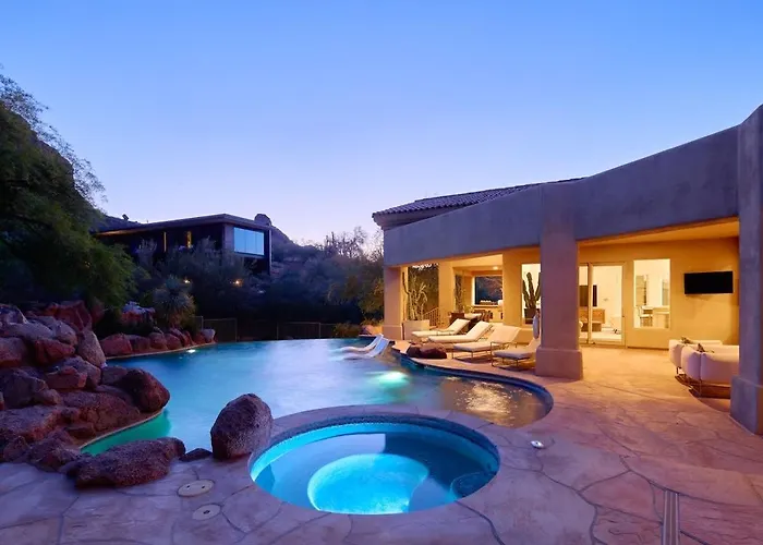 Luxe - Red Rock - Pool & - In Paradise Valley Holiday home Scottsdale